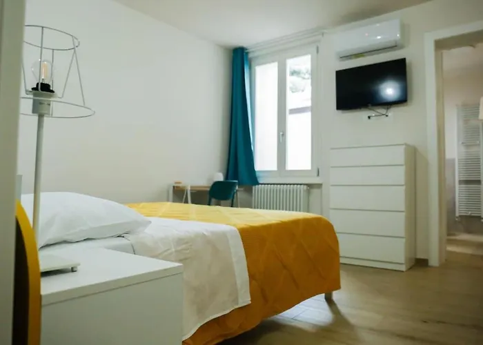 Good Vibes Centro Storico Apartament Reggio nell'Emilia